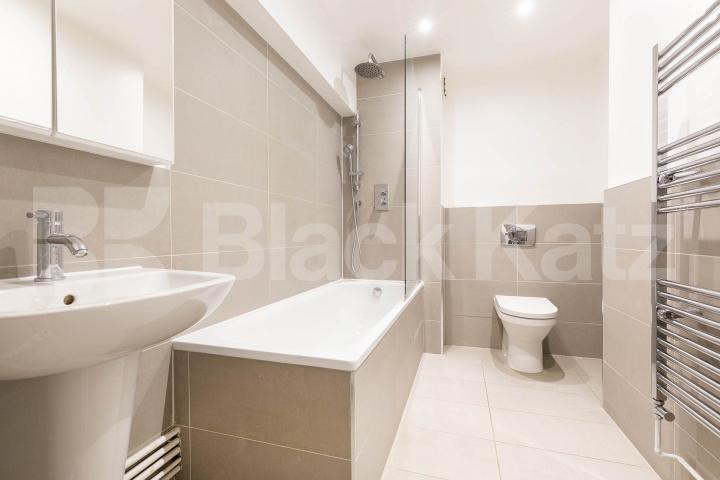 974sqt of loft space available in this large one bedroom warehouse conversion  Springfield House lofts - Tyssen Street, Dalston